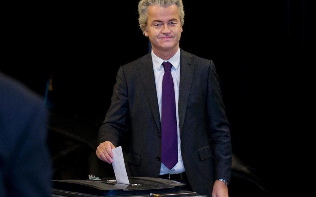 Geert Wilders votando